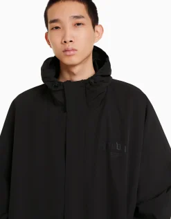 BERSHKA Abrigo parka oversize efecto nylon Negro Cheap