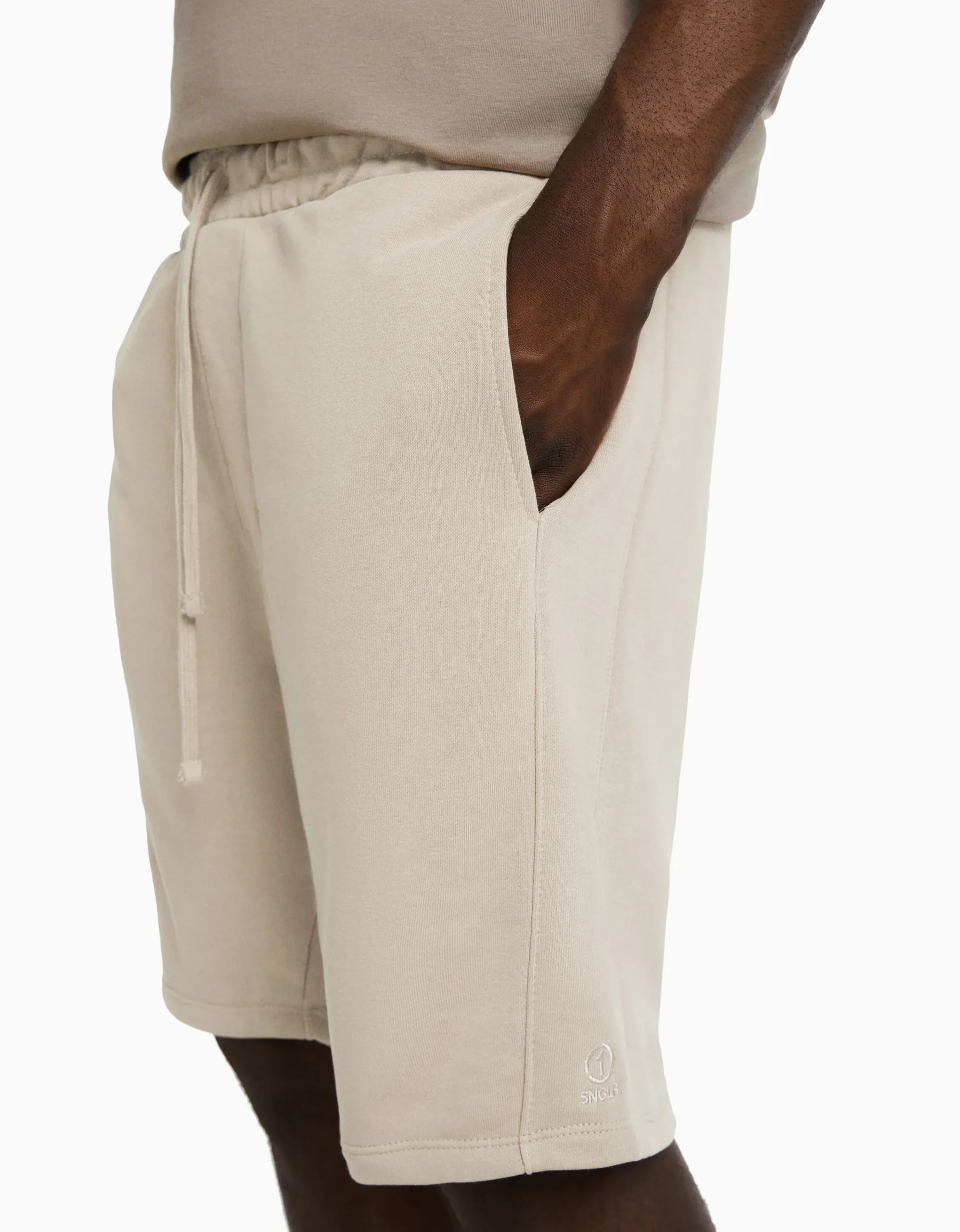 BERSHKA Bermuda básica felpa Blanco Flash Sale