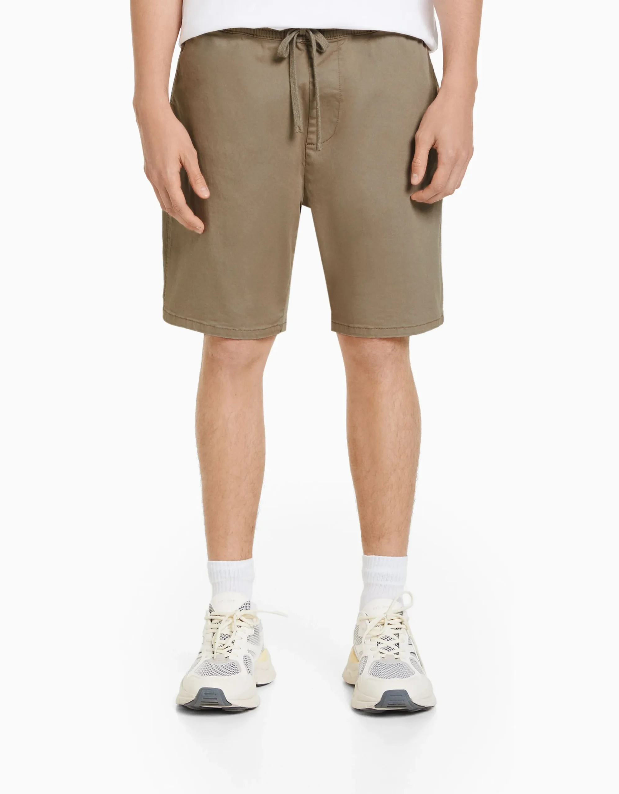 BERSHKA Bermuda jogger Kaki Clearance