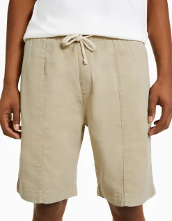 BERSHKA Bermuda jogger efecto rústico Blanco Hot