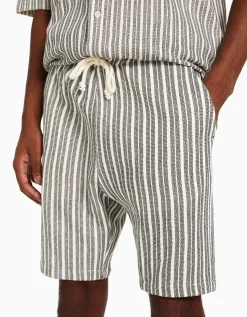 BERSHKA Bermuda jogger rústica rayas Blanco / Negro Best