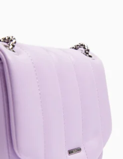 BERSHKA Bolso asa cadena acolchado vertical Blanco Sale