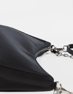 BERSHKA Bolso satinado cadena Negro Online