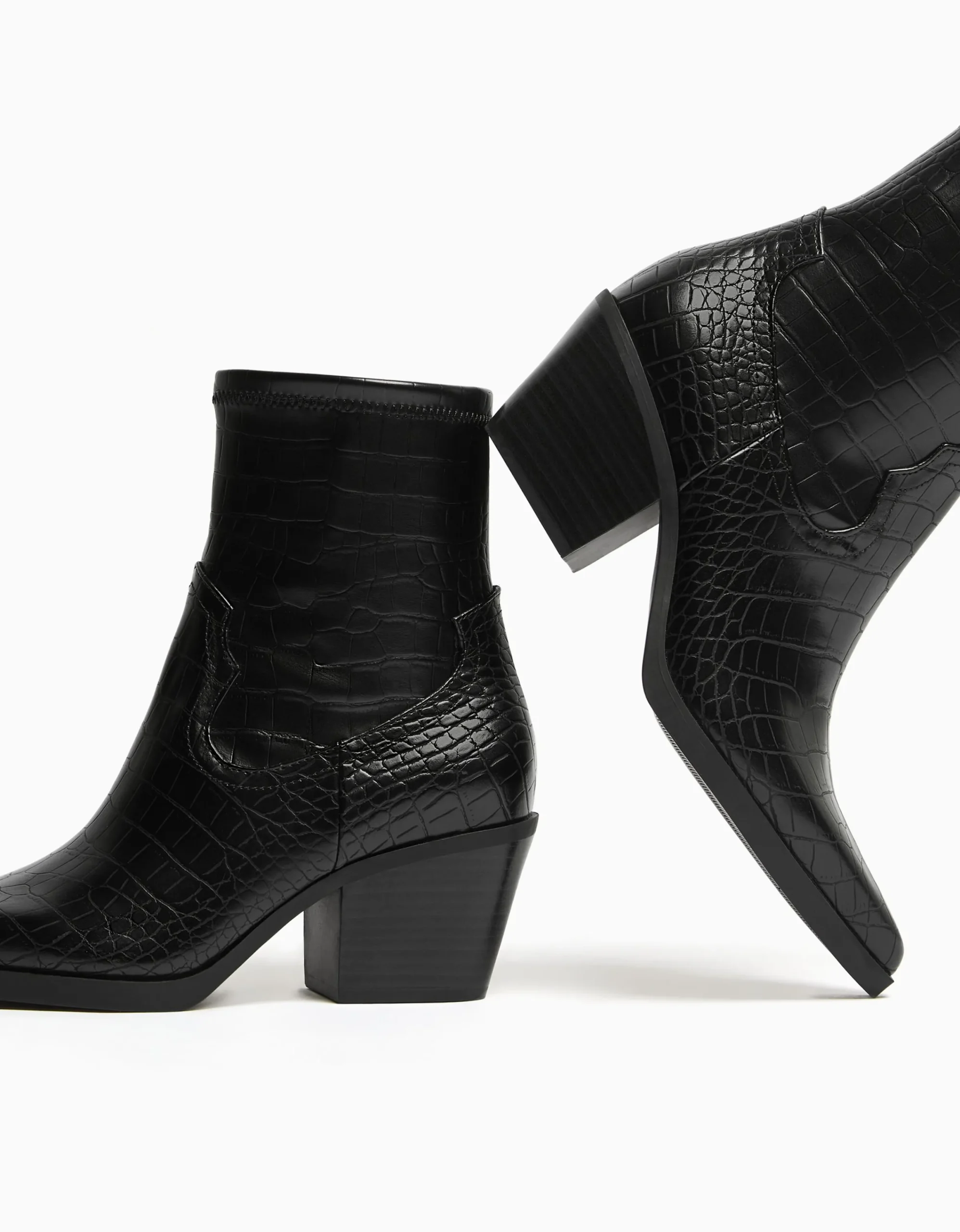 BERSHKA Botines cowboy grabado animal Negro Sale