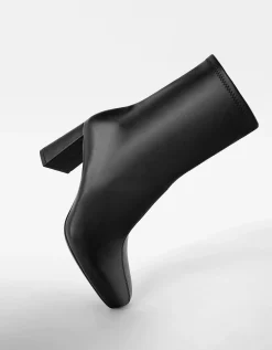 BERSHKA Botines de tacón ajustados Crudo Best Sale