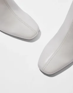 BERSHKA Botines de tacón ajustados Negro Fashion