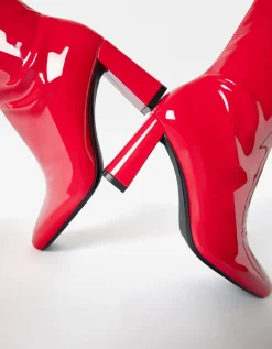 BERSHKA Botines tacón ajustados tipo charol Rojo Cheap