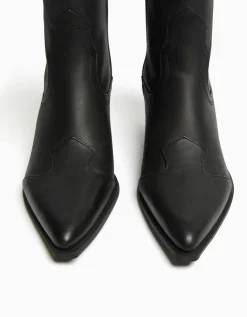 BERSHKA Botines tacón cowboy PIEL Arena New