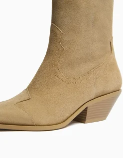 BERSHKA Botines tacón cowboy PIEL Arena Best