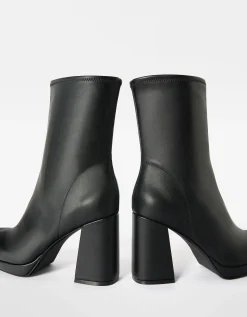 BERSHKA Botines tacón mini plataforma ajustados Negro Fashion