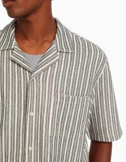 BERSHKA Camisa manga corta rústica rayas Blanco / Negro Best