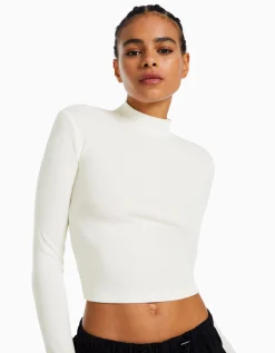 BERSHKA Camiseta cuello alto manga larga Blanco roto Cheap