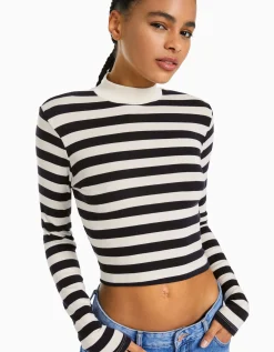 BERSHKA Camiseta cuello alto manga larga Blanco roto New