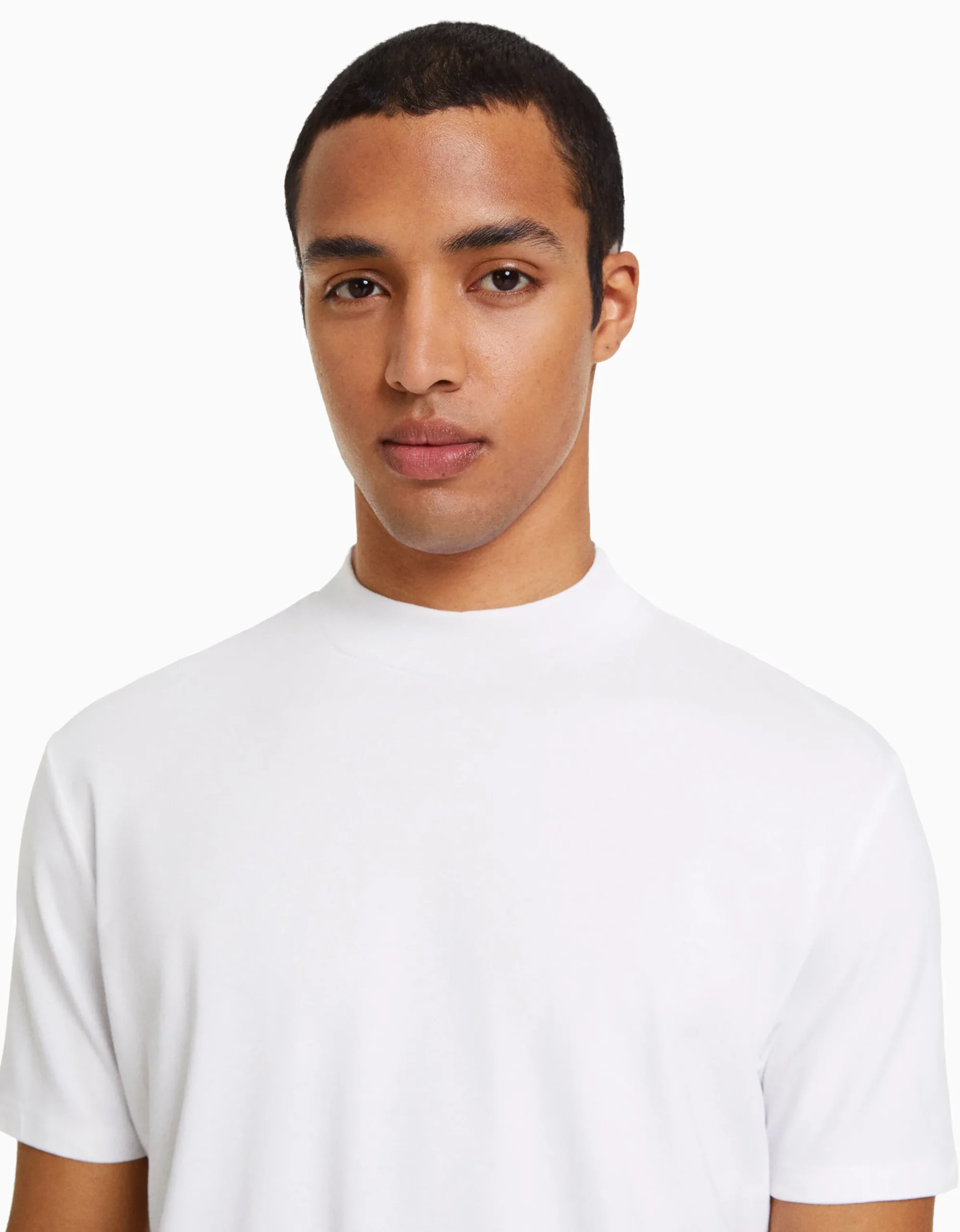 BERSHKA Camiseta manga corta cuello perkins Blanco Sale