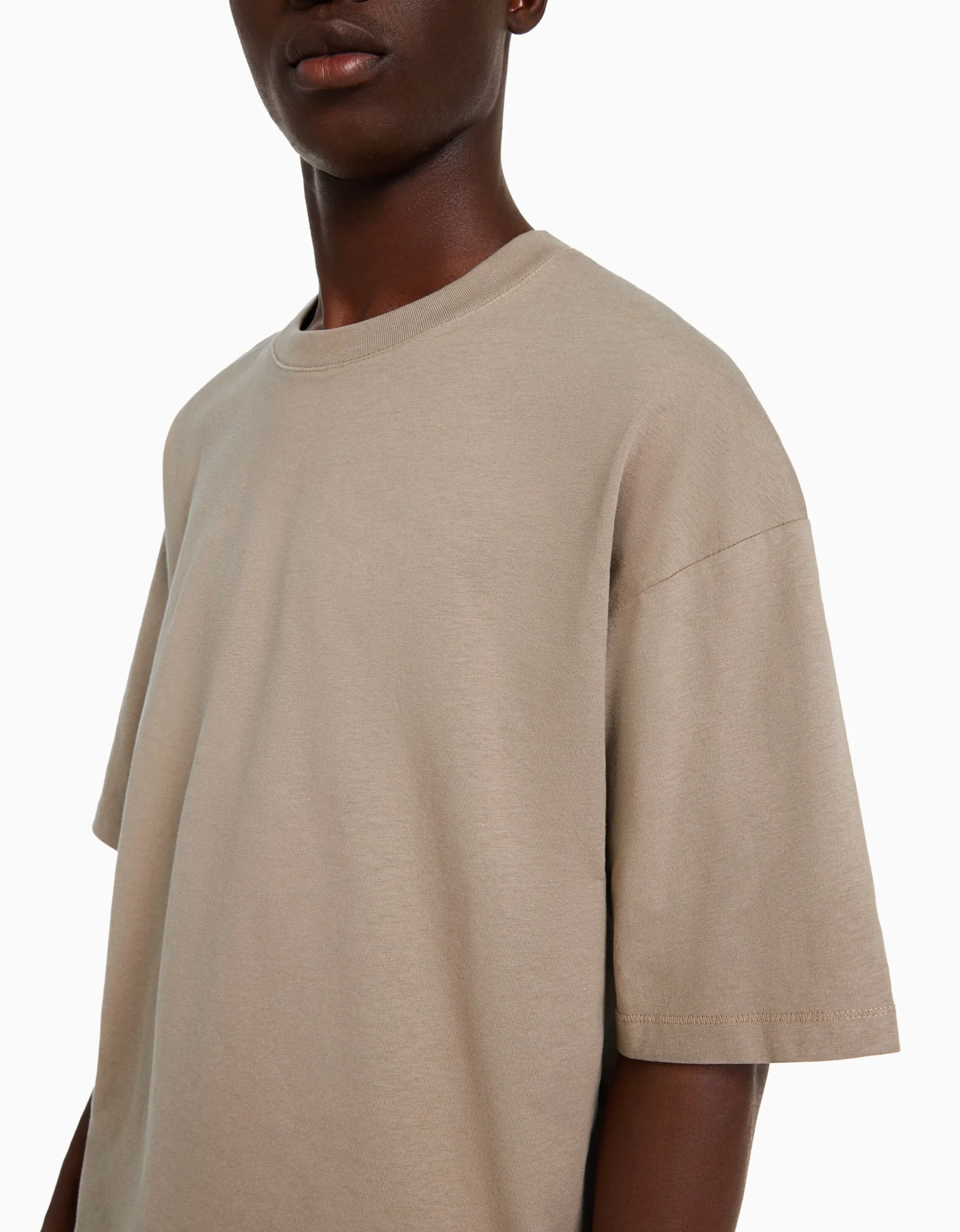 BERSHKA Camiseta manga corta oversize Gris Sale