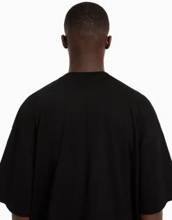 BERSHKA Camiseta manga corta oversize Negro Fashion