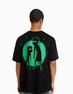 BERSHKA Camiseta manga corta regular fit print RickMorty Blanco Cheap