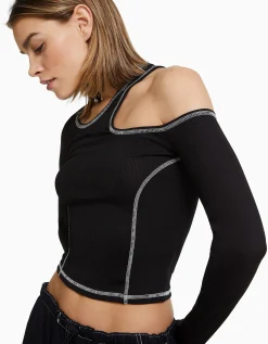BERSHKA Camiseta manga larga ajustada hilo contraste Crudo Shop