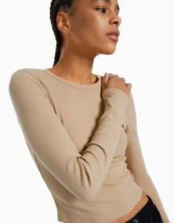 BERSHKA Camiseta manga larga rib Camel Cheap