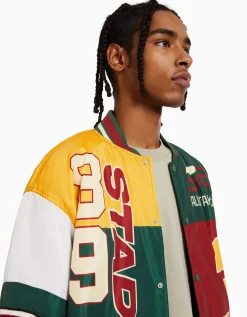 BERSHKA Cazadora bomber acolchada print Verde Online