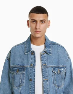 BERSHKA Cazadora denim oversize Negro Online