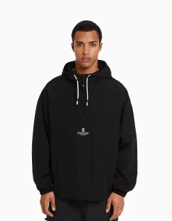 BERSHKA Cazadora fina capucha efecto nylon Lima Best Sale