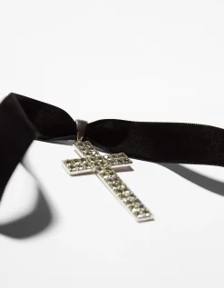 BERSHKA Collar choker cruz pedrería Plata Store