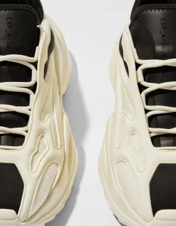 BERSHKA Deportivas piezas técnicas hombre Blanco Store