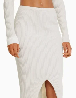 BERSHKA Falda midi punto rib Crudo New