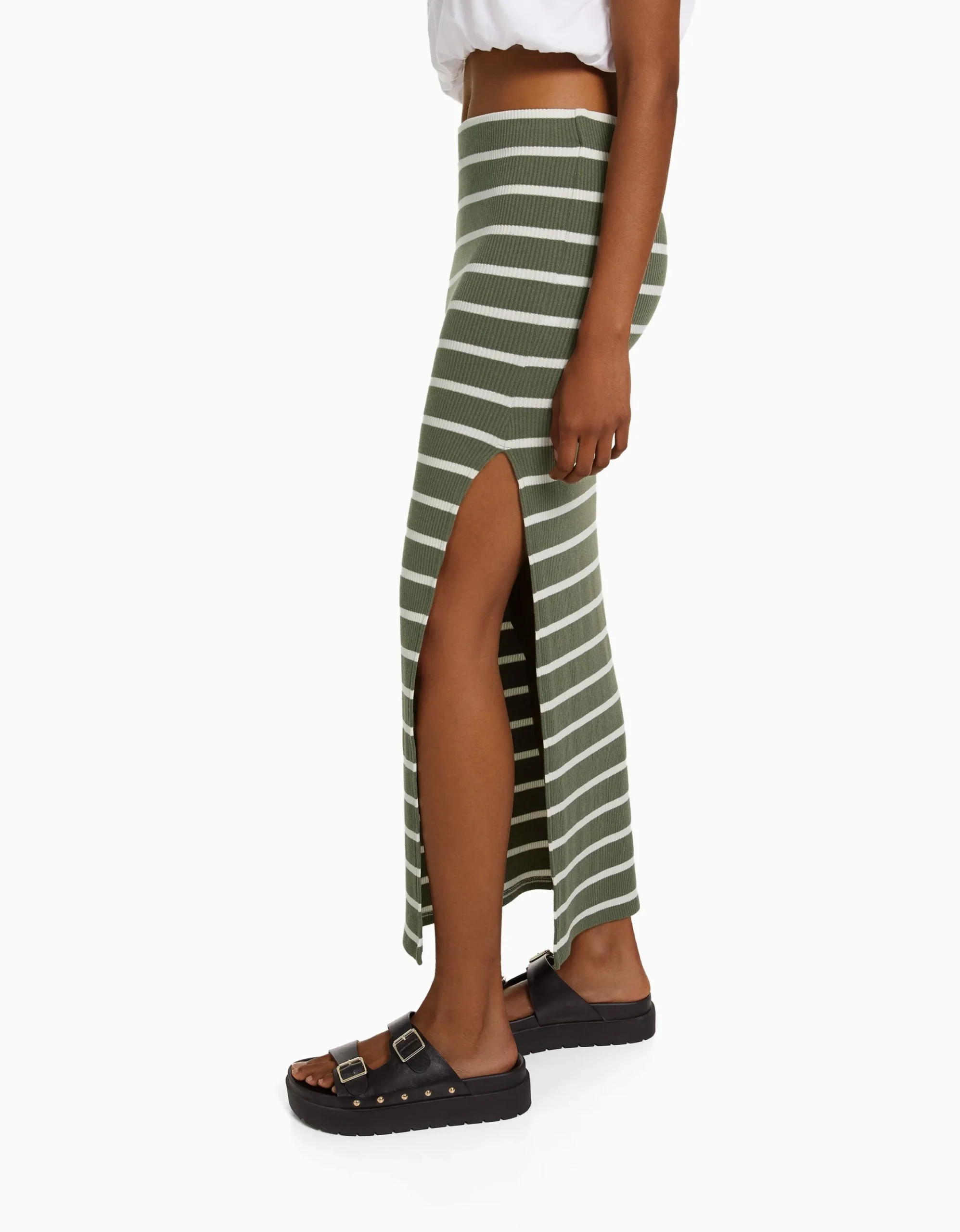 BERSHKA Falda midi rayas Kaki Shop