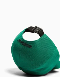 BERSHKA Gorra básica Verde Hot