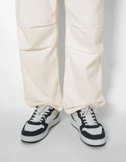 BERSHKA Jeans parachute Azul Shop