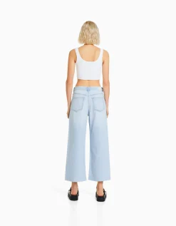 BERSHKA Jeans wide leg cropped Azul claro New
