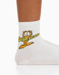 BERSHKA Pack 3 calcetines bordado Garfield Verde Fashion