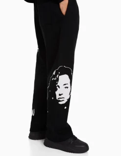 BERSHKA Pantalón felpa wide leg cintura elástica print Negro Cheap