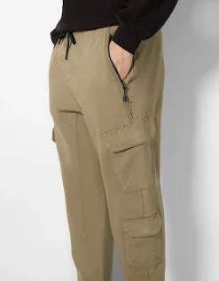 BERSHKA Pantalón jogger cargo slim Blanco roto Outlet
