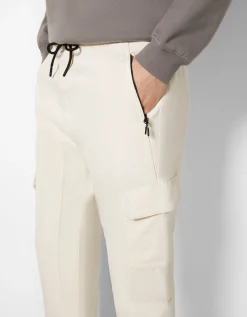 BERSHKA Pantalón jogger cargo slim Blanco roto Shop