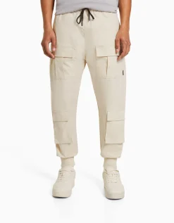 BERSHKA Pantalón jogger multicargo técnico Arena Clearance