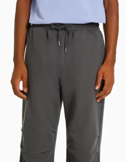 BERSHKA Pantalón parachute felpa bolsillo cremallera Kaki Cheap