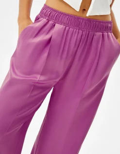 BERSHKA Pantalón wide leg satinado goma cintura Blanco / Negro Clearance