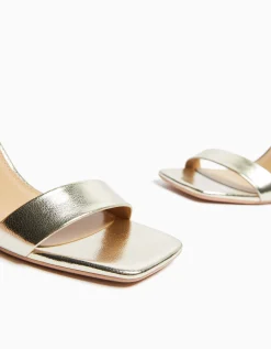 BERSHKA Sandalia tacón tiras pulsera Oro Best