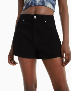 BERSHKA Short denim mom Azul Store