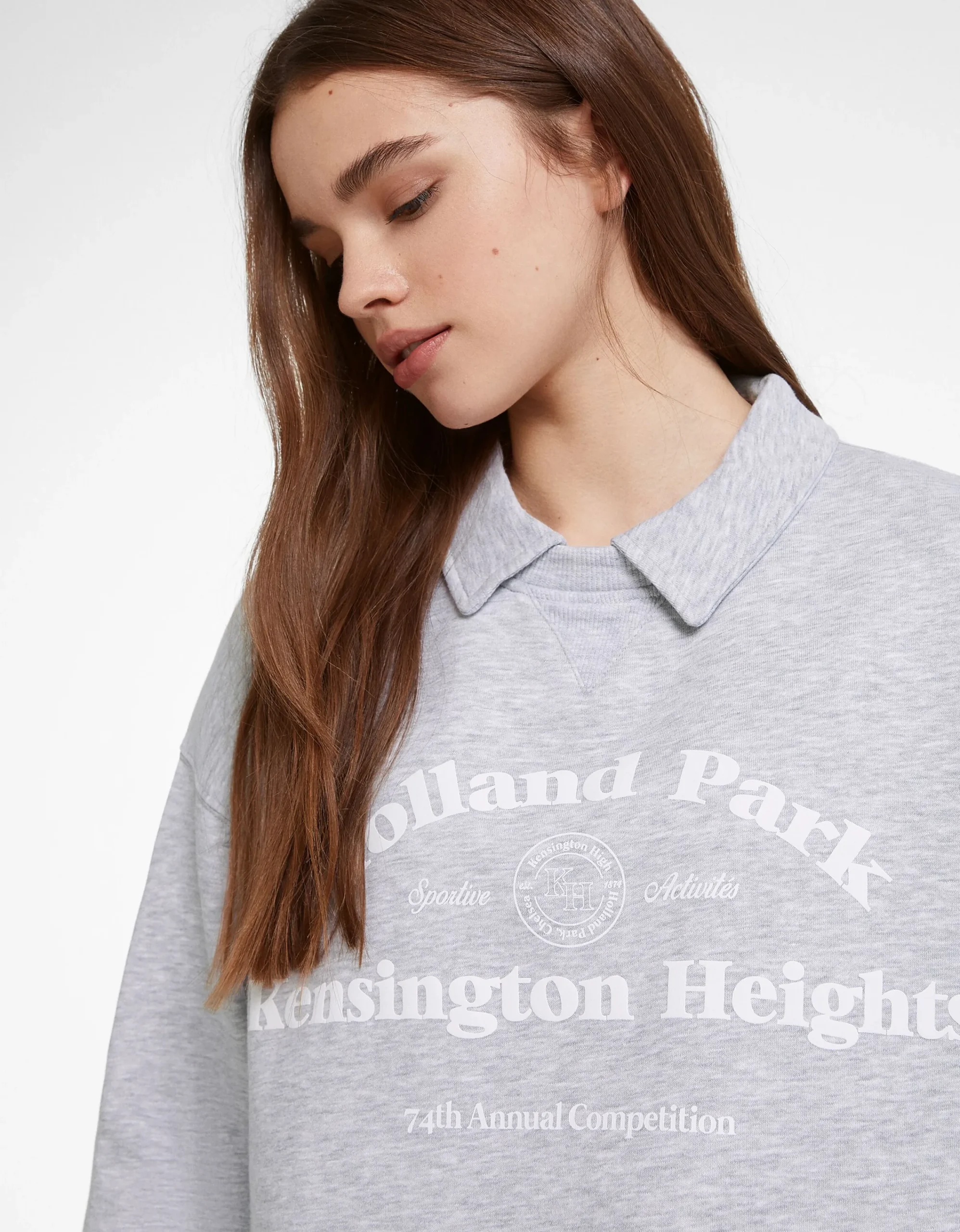 BERSHKA Sudadera cuello polo print Marino Discount