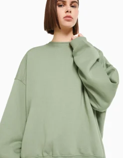 BERSHKA Sudadera cuello redondo oversize Negro Store