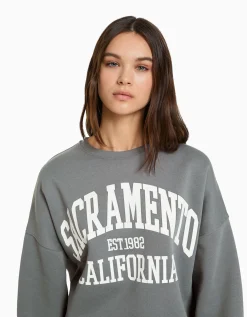 BERSHKA Sudadera oversize print Azul claro Store