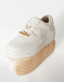 BERSHKA Zapatilla plataforma joyas Blanco Hot