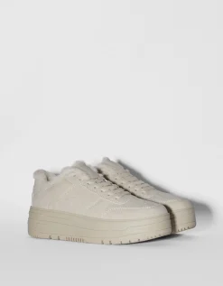 BERSHKA Zapatillas plataforma detalle pelo Crudo Discount