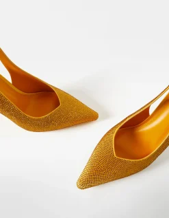 BERSHKA Zapato tacón destalonado brillos Mostaza Cheap